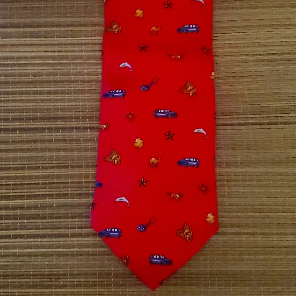 Novelty tie